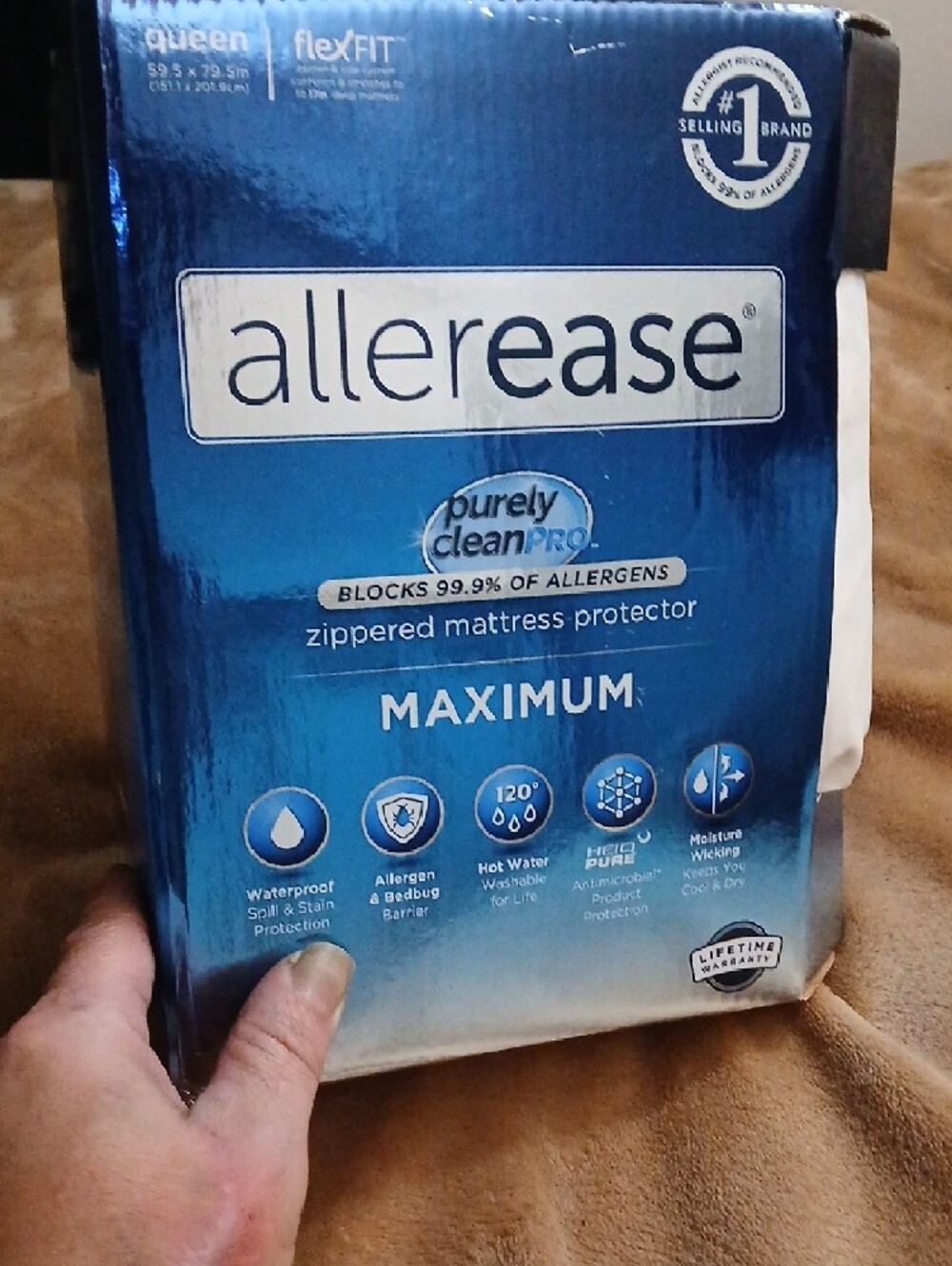 ALLEREASE Queen Size Maximum Zippered Mattress Protector in White NEW IN BOX